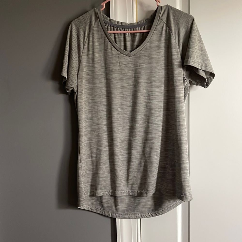 Workout shirt